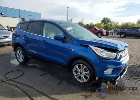 2017 Ford Escape Se из США, поврежденный, VIN 1FMCU0GD0HUD38413